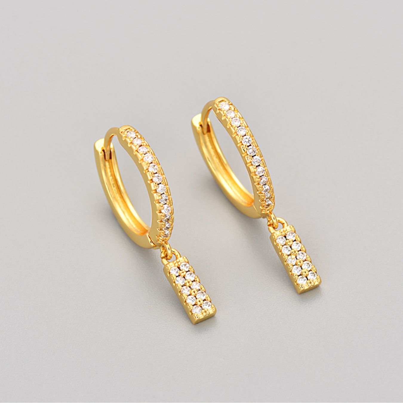 Orecchini con Iniziali "Cristallo"