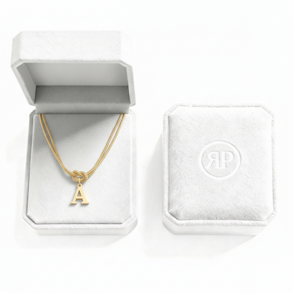 Collana con Iniziale "Nodo Alfabeto"