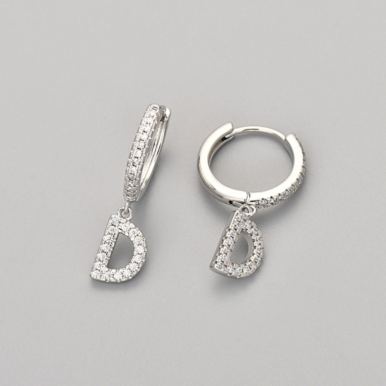 Orecchini con Iniziali "Cristallo"