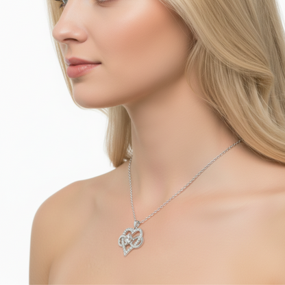 Collana "Cuore Infinito"