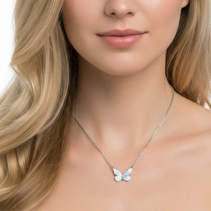 Collana "Farfalla Luminosa"