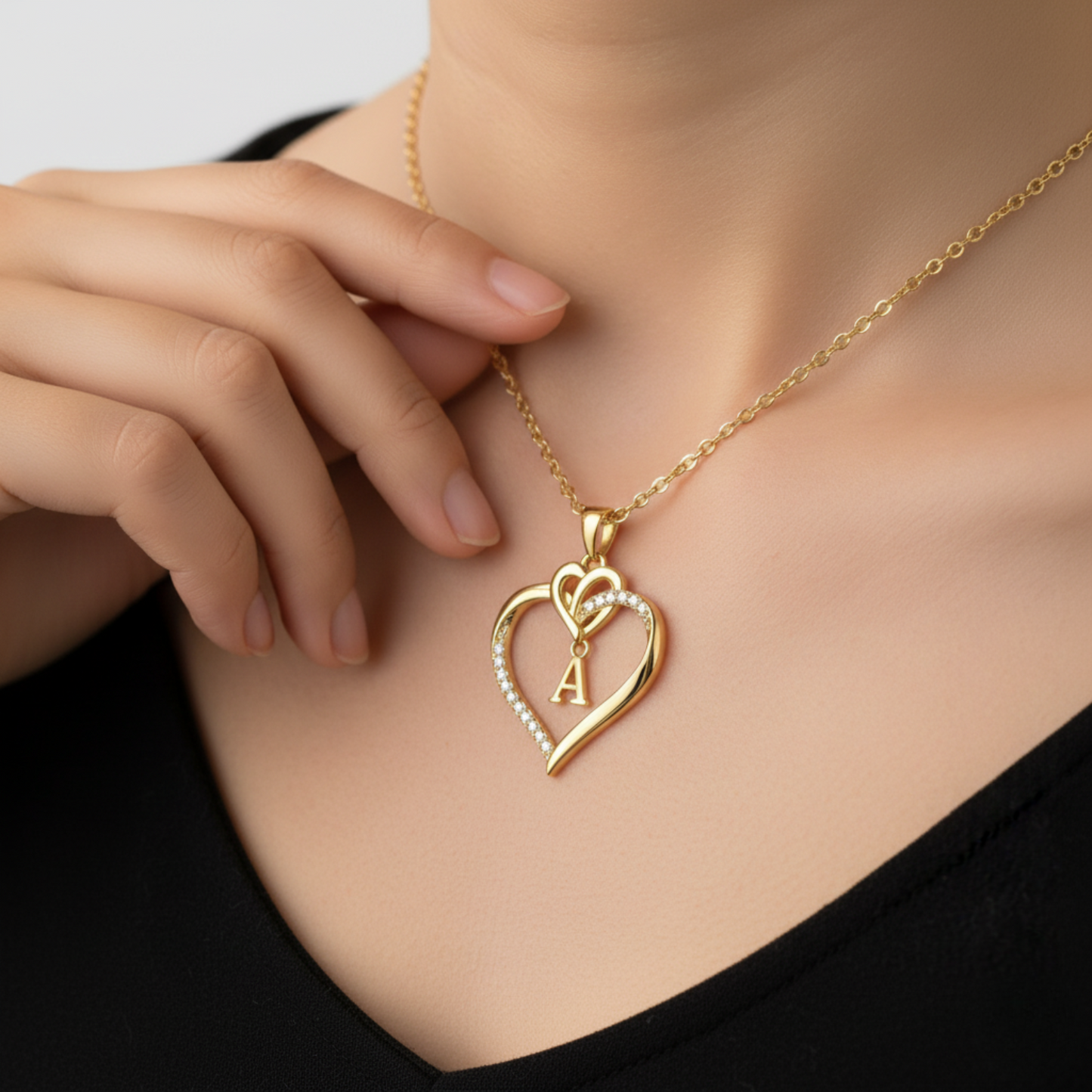 Collana con iniziale "Amore"
