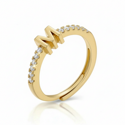 Anello regolabile con iniziale "Sparkle"