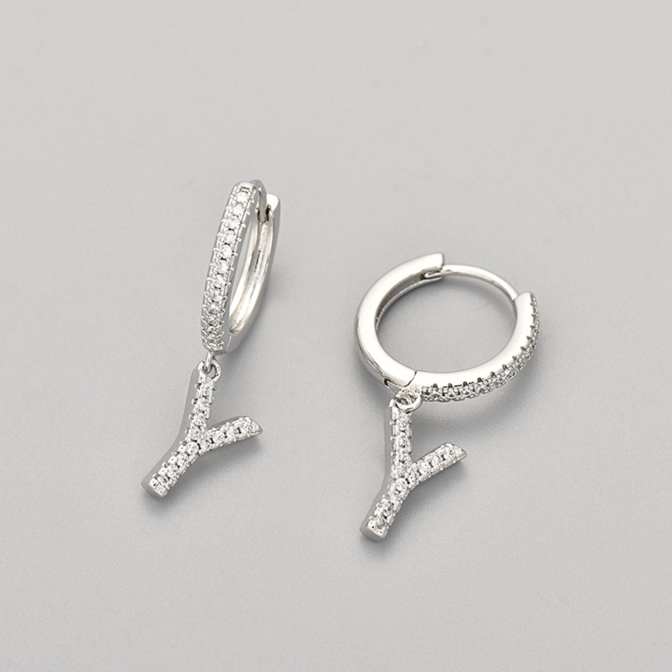 Orecchini con Iniziali "Cristallo"
