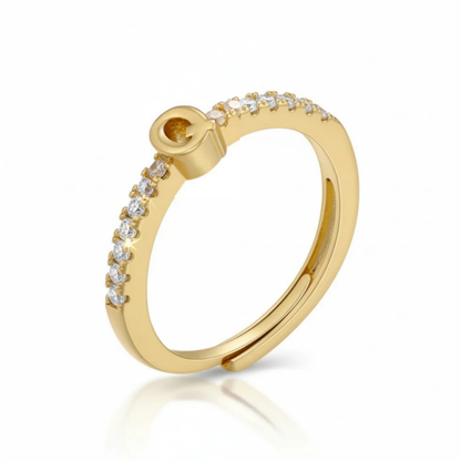 Anello regolabile con iniziale "Sparkle"