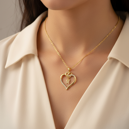 Collana con iniziale "Amore"