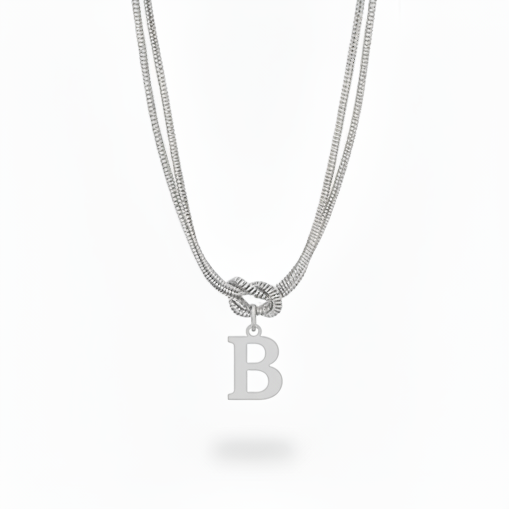 Collana con Iniziale "Nodo Alfabeto"