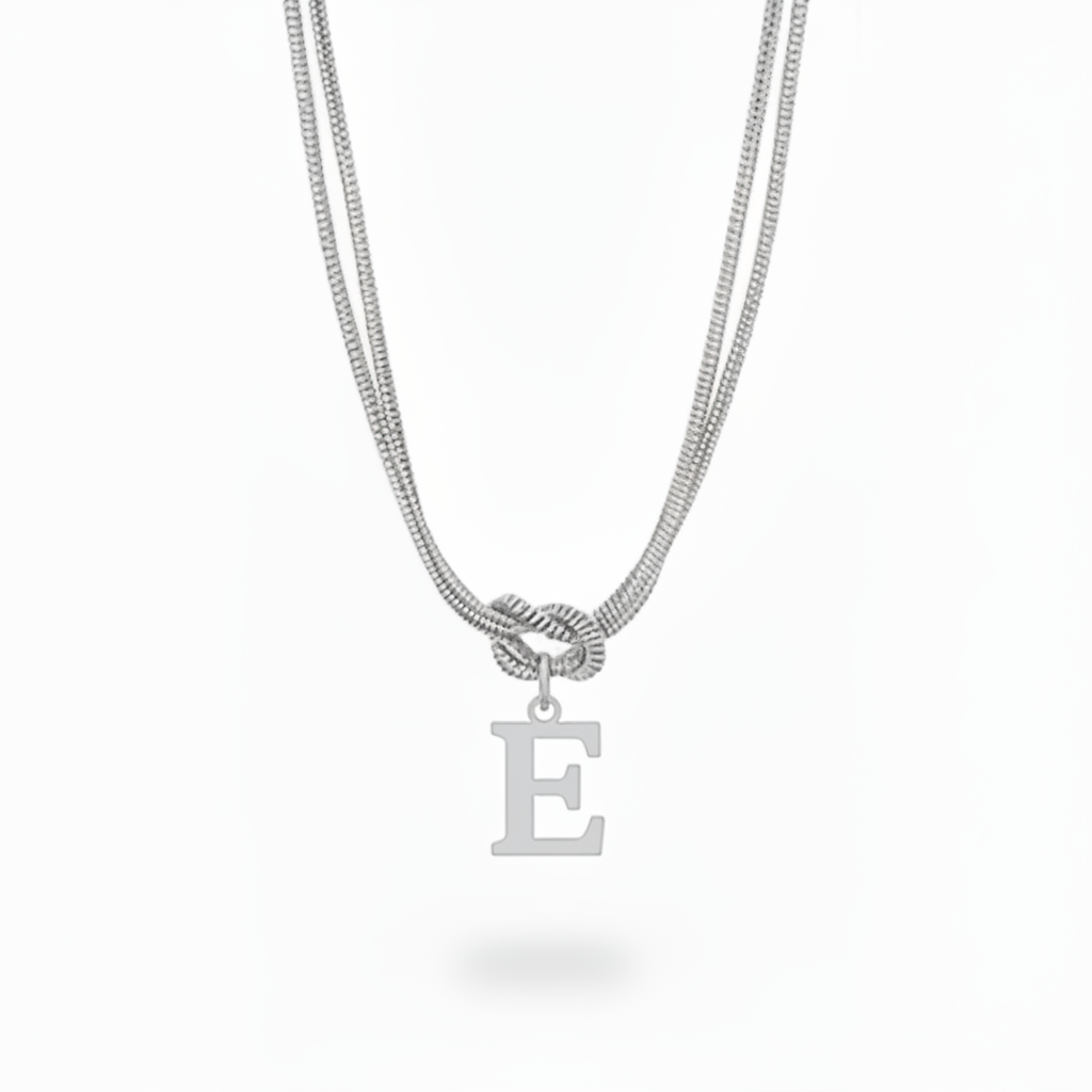 Collana con Iniziale "Nodo Alfabeto"