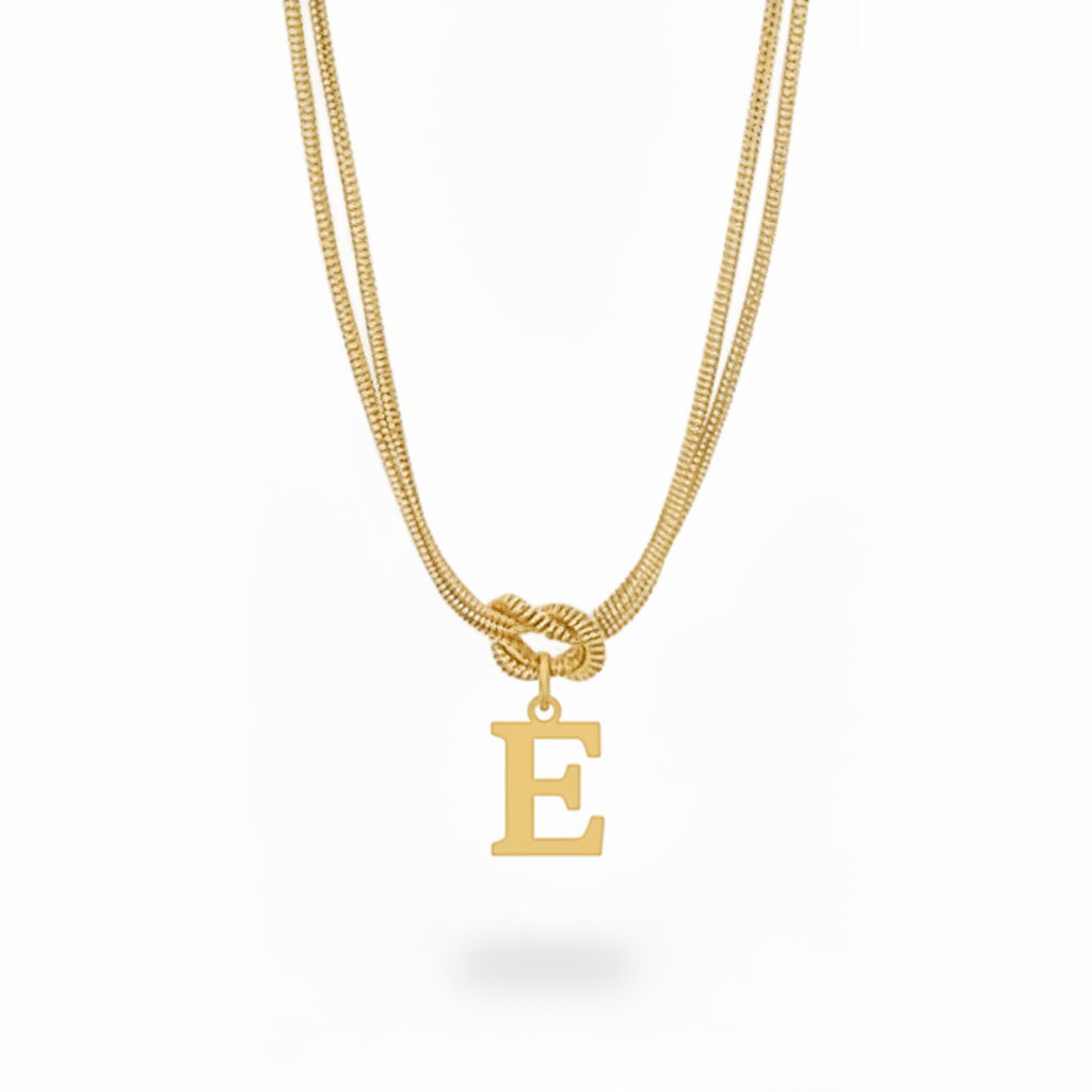 Collana con Iniziale "Nodo Alfabeto"