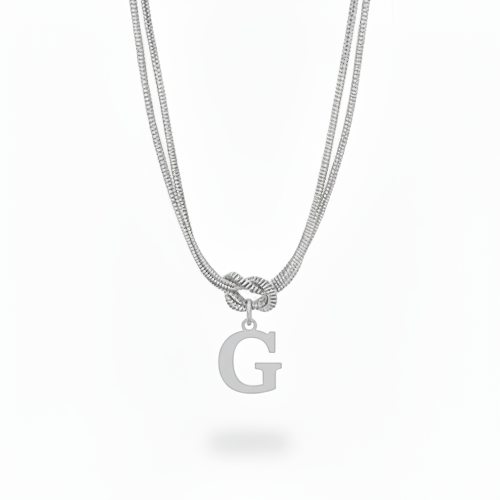 Collana con Iniziale "Nodo Alfabeto"