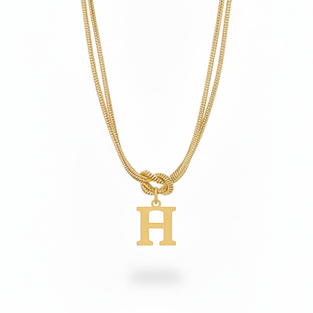 Collana con Iniziale "Nodo Alfabeto"