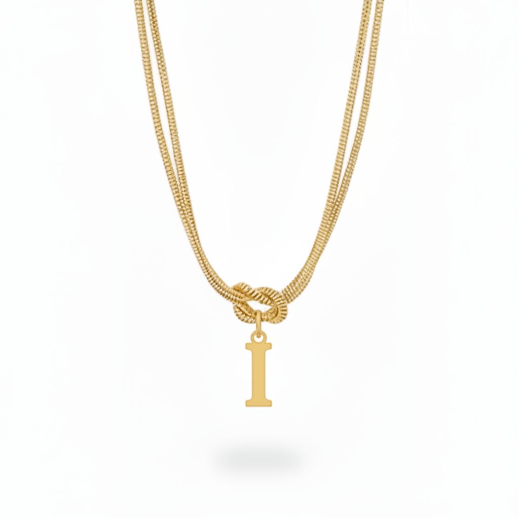 Collana con Iniziale "Nodo Alfabeto"