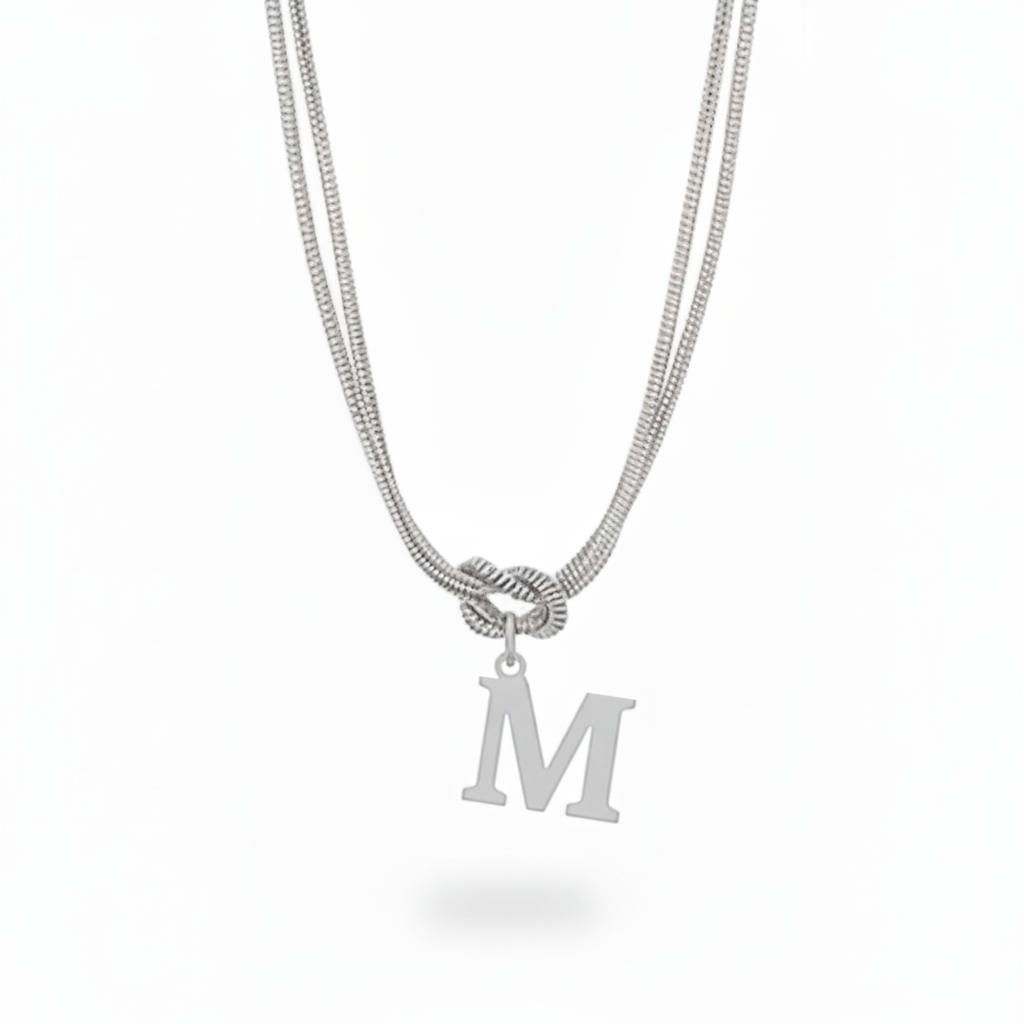 Collana con Iniziale "Nodo Alfabeto"