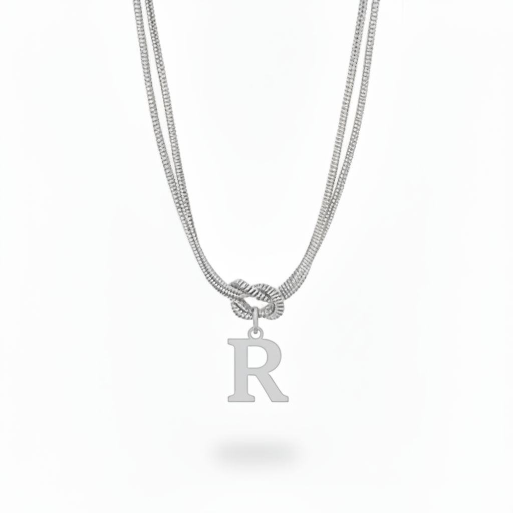 Collana con Iniziale "Nodo Alfabeto"