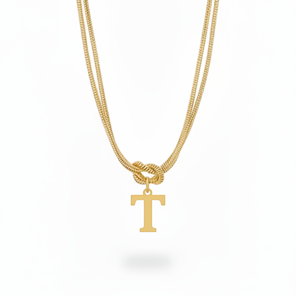 Collana con Iniziale "Nodo Alfabeto"