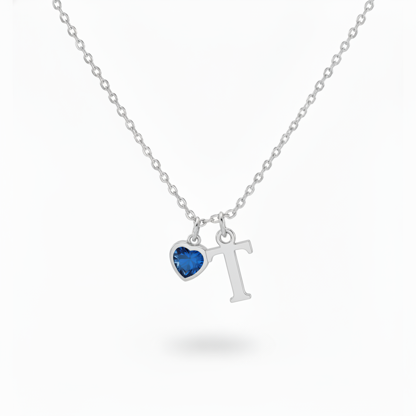 Collana con Iniziale "Sussurro Eterno"