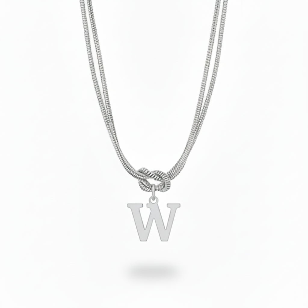 Collana con Iniziale "Nodo Alfabeto"
