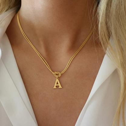 Collana con Iniziale "Nodo Alfabeto"