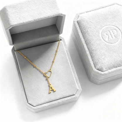 Collana con iniziale "In Love"