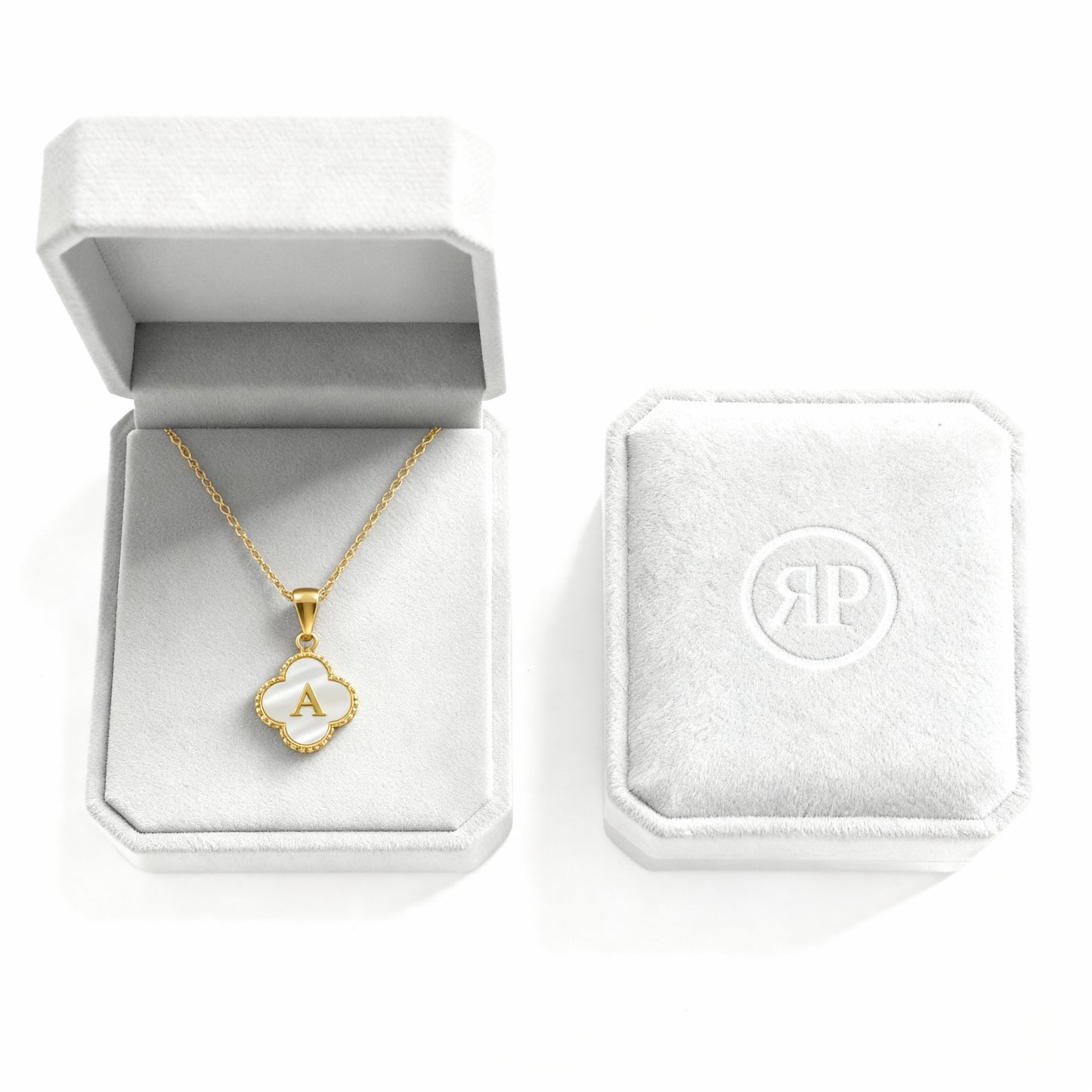 Collana con Iniziale "Lucky"