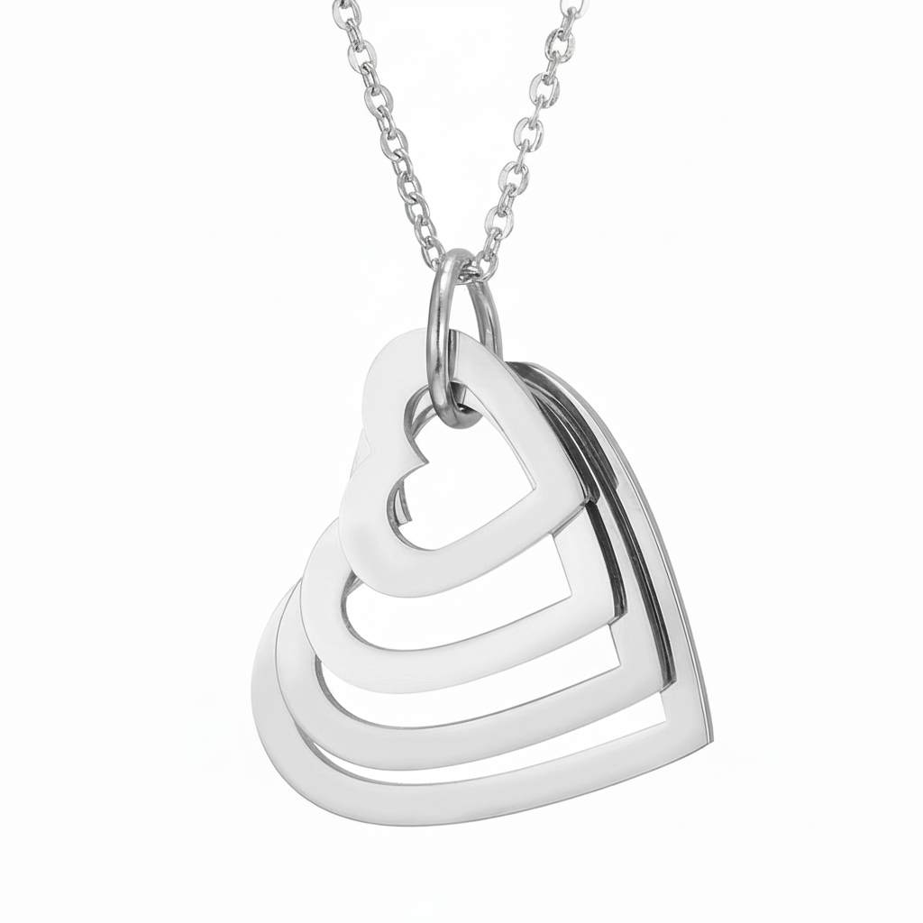 Collana con nome "Cuori Annidati"