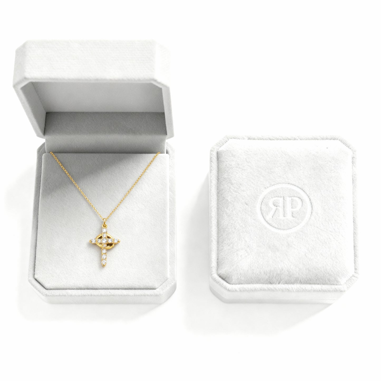 Collana "La Croce Eterna"